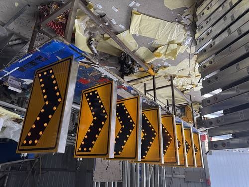 衡水太阳能交通标牌的核心部件是电池,电池多久